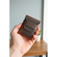Oh Deer Leather - Hakiki Crazy Deri Minimal Kartlık – Dikişsiz Geçmeli Tasarım - Kompakt Cep Kartlığı - Taba