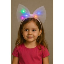 Colezium Rengarenk LED Işıklı Fiyonk Şekilli Tül Parti Tacı Beyaz Renk 25X25 cm