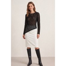 AKD Atelier Kadın Dantel Bluz Transparan Uzun Kollu Asimetrik Kesim Bisiklet Yaka Slim Fit Şık Bluz
