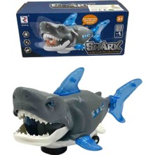 Pilli Sesli, Işıklı Çarp Dön Köpek Balığı Figürü Oyuncak 30 cm