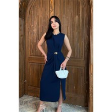 Neşeli Butik Kadın Lacivert Drapeli Gold Toka Detaylı Midi Boy Elbise NBMY3892