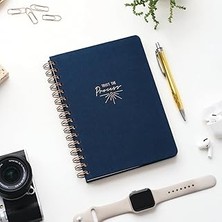 Indispensablely Paperora A5 Spiralli Sert Kapak Keten Çizgili Tarihsiz Not Defteri Lacivert