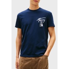 Tommy Jeans Sırt Baskılı Pamuklu Regular Fit Bisiklet Yaka T Shirt Erkek T Shirt DM0DM22553 C1G