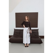 Paça Detaylı Önü Cepli Jean Beyaz