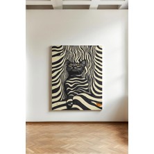 Kanvaspera Siyah Beyaz Zebra Motifi Arasında Kedi - Kanvas Tablo - Çağdaş Estetik Duvar Dekorasyonu