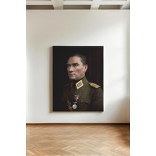 Kanvaspera Genç Subay Atatürk - Kanvas Tablo - Askerî Üniformalı ve Karizmatik Önder Temalı Duvar Dekorasyonu