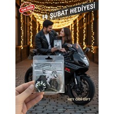 Hey Gidi Gift Özel Seri  Motor Temalı "ilk Çiçek" Tasarımlı Mini Buketli Sevgiliye Hediye Set 14 Şubat