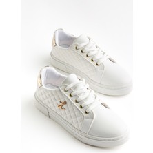 Dilimler Ayakkabı Beyaz Kadın Spor Ayakkabı Kapitone Dikişli Bağlı