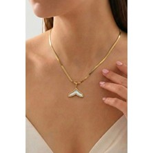 Wuclo Balina Kuyruğu Figürlü Sedefli Gold Bijuteri Kolye