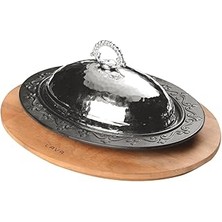 Indispensablely Lava Döküm Oval Döner, Kebap Tabağı Kayın Servis Ahşabı Bakır Dövme Formlu Kapak Ölçü 28X20CM.