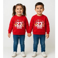 Efendioğlu Design Sweatshirt Büyük 23 Nisan Yazılı Yabancı Çocuklar Kenarda Baskılı Çocuk Sweatshirt