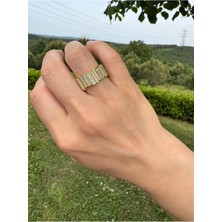 Ebru Çitak Golden Lines – Ayarlanabilir Zirkon Taşlı Yüzük