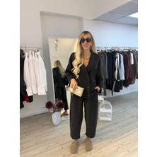 Dört Düğmeli  Siyah Blazer Takım