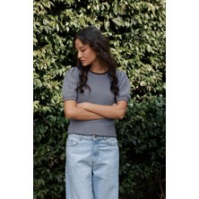 Nisan Triko Balon Kol Kareli Kazak