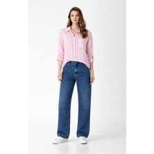 Pembe Çizgili Gömlek