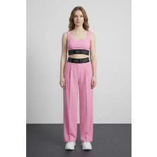Kare Yaka Fitilli Pembe Crop Atlet