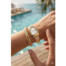 Essence Kadın 22 mm Çelik Kasa Altın Çelik Kordon Sedef Kadran Analog Kol Saati