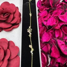 Victoria 925 Ayar Gümüş Çiçek ve Kelebek Figürlü Bileklik – Altın Kaplama