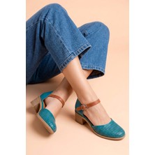 Analin Shoes Kadın Hakiki Deri Burnu Kapalı Delikli Sandalet