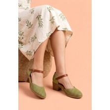 Analin Shoes Kadın Hakiki Deri Burnu Kapalı Delikli Sandalet