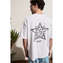 Grimelange CALIDO Erkek Organik Pamuklu Baskı Ve Nakışlı Bisiklet Yaka Strüktürlü Oversıze Beyaz T-Shirt