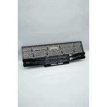 Pi Dekorasyon El Yazı Fontlu Ortası Gümüş Parçalı Kişiye Özel Isimli Pleksi Araba Plakalığı