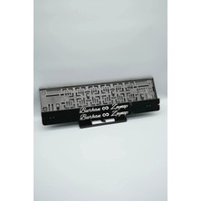 Pi Dekorasyon El Yazı Fontlu Sonsuzluk Işaretli Siyah Beyaz Çiftlere Özel Isimli Pleksi Araba Plakalığı