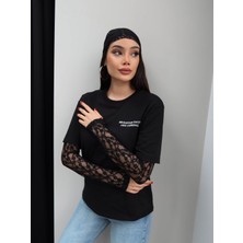 Esra Helvacı Bisiklet Yaka Kol Dantelli Tshirt