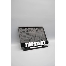 Pi Dekorasyon Tiryaki 3D Kabartmalı Pleksi Motor Plakalığı