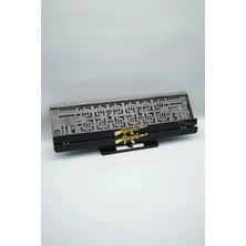 Pi Dekorasyon Illegal Keleş Çizimli Logo Gold Pleksi Araba Plakalığı