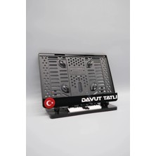 Pi Dekorasyon Solda Bayrak Sağda Isim Olan Kişiye Özel Isimli Pleksi Motor Plakalığı