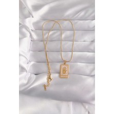 Moresun Buğz 316L Çelik Gold Renk Pembe Mineli El Figür Tarot Kolye - Buğz