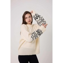 Beyaz Yumuşak Dokulu Kol Detaylı Kazak/ekru-Siyah