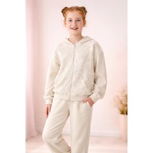 Almira Anne Bebek Kız Çocuk Kapşonlu Eşofman Takımı Krem Renkli Tüllü Çiçek Nakışlı Yazlık Giyim