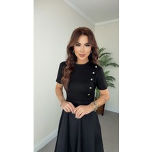 Sun&north Kadın Kısa Kollu Bisiklet Yaka Gold Düğme Detay Midi Boy Elbise