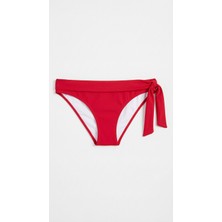 Zi Kırmızı Dar Kalıp Bir Taraf Kalın Ip Bağcıklı Bikini Altı