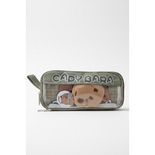 Gökyüzü Işığı Capybara Desenli Geniş Leke Tutmaz Kalemlik - Peluş Bir Broş ve Peluş Oyuncak Hediyeli