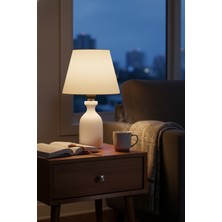 Lambazade Elzade Model Beyaz Ahşap Gövdeli Beyaz Başlık Abajur