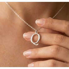 Ashak Accessories Kadın 925 Ayar Gümüş Zincirli Q Harfi Classic Baş Harfli Harf Alfabe Isim Kolye