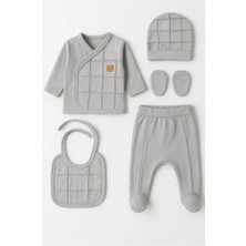 Bamoola Organik Erkek Bebek Kare Desenli 5'li Tulum Hastane Çıkışı Yenidoğan Kıyafet Mama Önlüğü