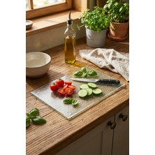 Makri Home Şeffaf Temperli Cam Kesme ve Sunum Tahtası 25×35 cm