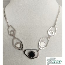 Tiptop Ticaret Siyah-Beyaz Mine Detaylı Gümüş Renk Kolye