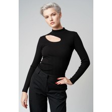 Modanı Seç Balıkçı Yaka Kaşkorse Cut Out Detaylı Bluz - Siyah