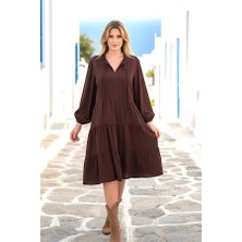 Modanı Seç Kahverengi Bel ve Yaka Bağlamalı Diz Boyu Elbise