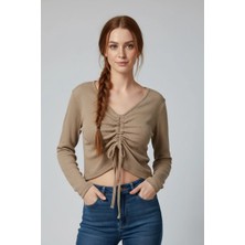 Modanı Seç Sütlü Kahve Uzun Kollu Kaşkorse Crop Bluz Büzgülü V Yaka