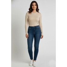 Modanı Seç Bisiklet Yaka Cut Out Kesimli Taşlı Fitilli Kaşkorse Bluz - Krem