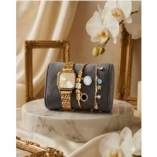 Çok Biz ;SEVGİLİYE .DOĞUM GÜNÜ,ANNELER GÜNÜ,EVLİLİK YIL DÖNÜMÜ,ARKADAŞA KADIN HEDİYE KUTUSU;LADY  OF TARZ KADIN HEDİYE KUTUSU;SAAT 2 ADET CHARM