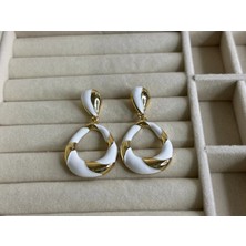 Eredka Beyaz Mine ve Gold Detaylı Sallantılı Küpe