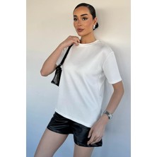 Gülseli Kadın Bisiklet Yaka Likralı Tişört P-00020630