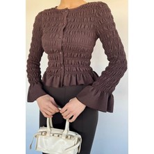 Gülseli Kadın Ön Düğmeli Fırfırlı Gipeli Bluz P-00020633